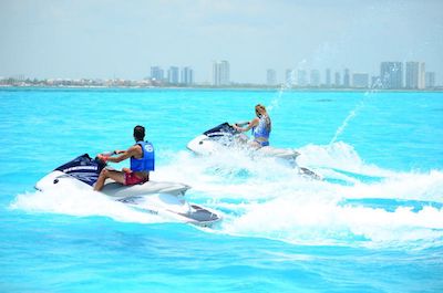 Water Sports in Cancun