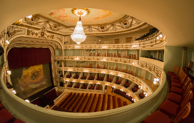 Macedonio Alcalá Theater
