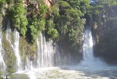 Tzararácuara Waterfalls