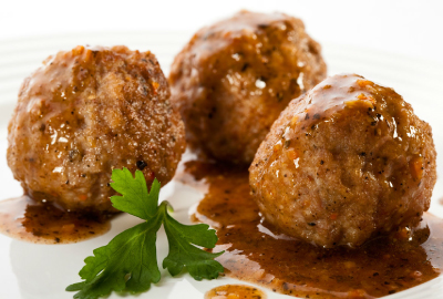 Meatballs with pork rinds - Baja California